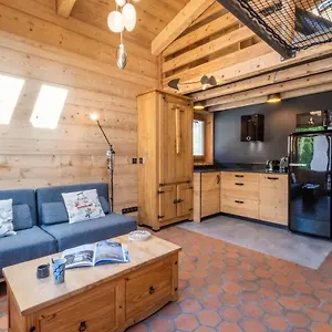 Racar Pour 4 Personnes, Centre Et Vue Sur La Montagne Appartement